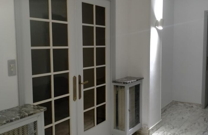 Location appartement 5 pièces 96 m² à Grenoble (38000) — photo 3