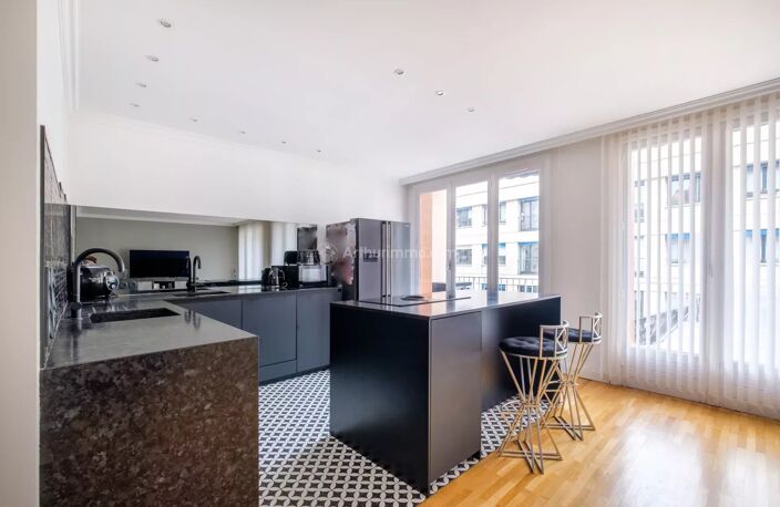 EXCLUSIVITÉ – TRÈS BEAU T3 – TRIANGLE D'OR, LYON 6ᵉ — photo 2
