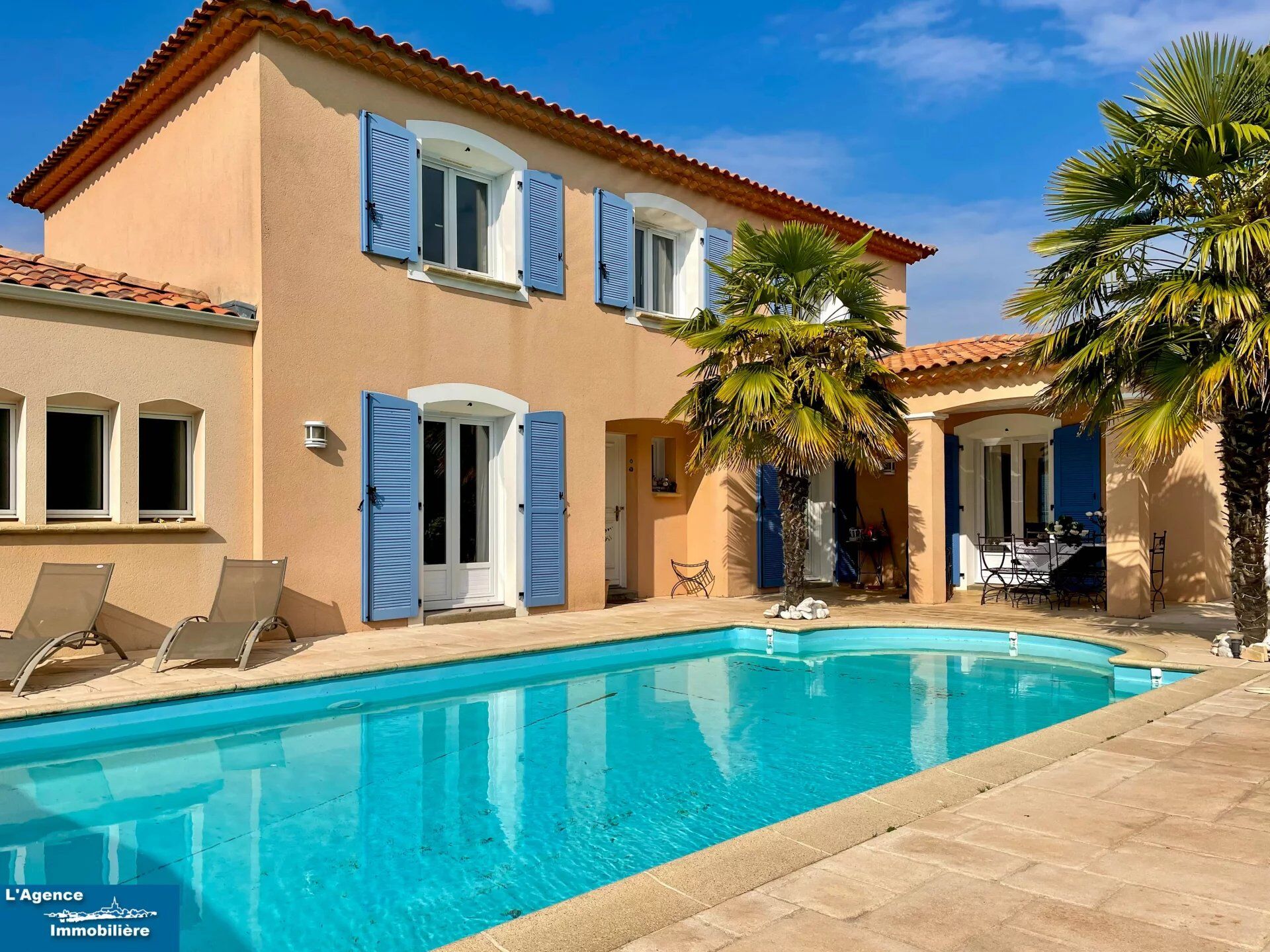 Maison 7 pièces 235 m² · à Saint-Philbert-de-Grand-Lieu · 235 m² · 618 000 €