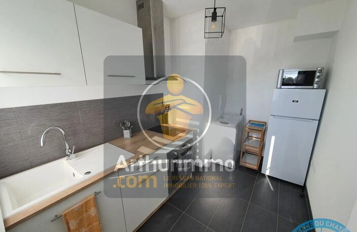 Studio Vendu LOUE +cave + place de Parking — photo 2