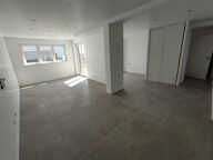 SCHNERSHEIM - Local professionnel de 2020 - 70,31 m2 — photo 3
