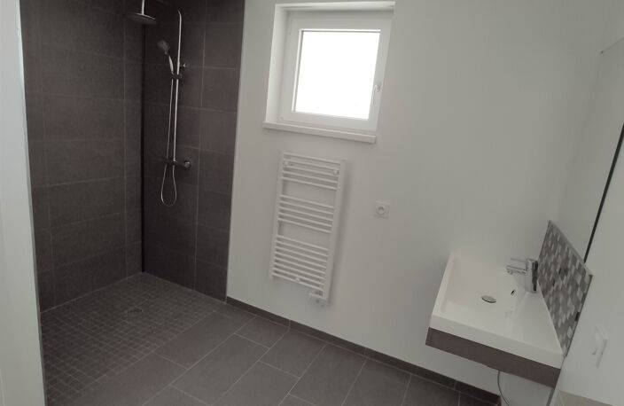 SCHNERSHEIM - Local professionnel de 2020 - 70,31 m2 — photo 5