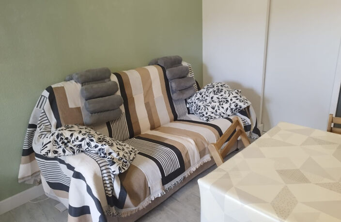 APPARTEMENT AVEC TERRASSE QUARTIER CALME — photo 4