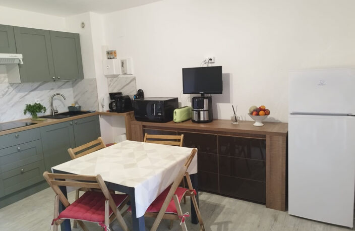 APPARTEMENT AVEC TERRASSE QUARTIER CALME — photo 5