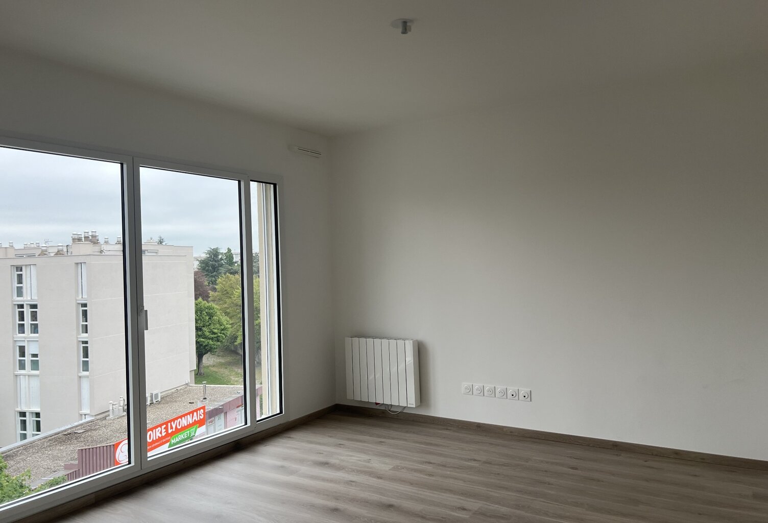 Studio neuf avec garage privatif — photo 1