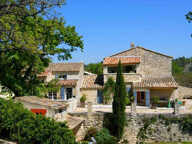 EXCLUSIVITÉ : Bastide proche de Gordes. — photo 2