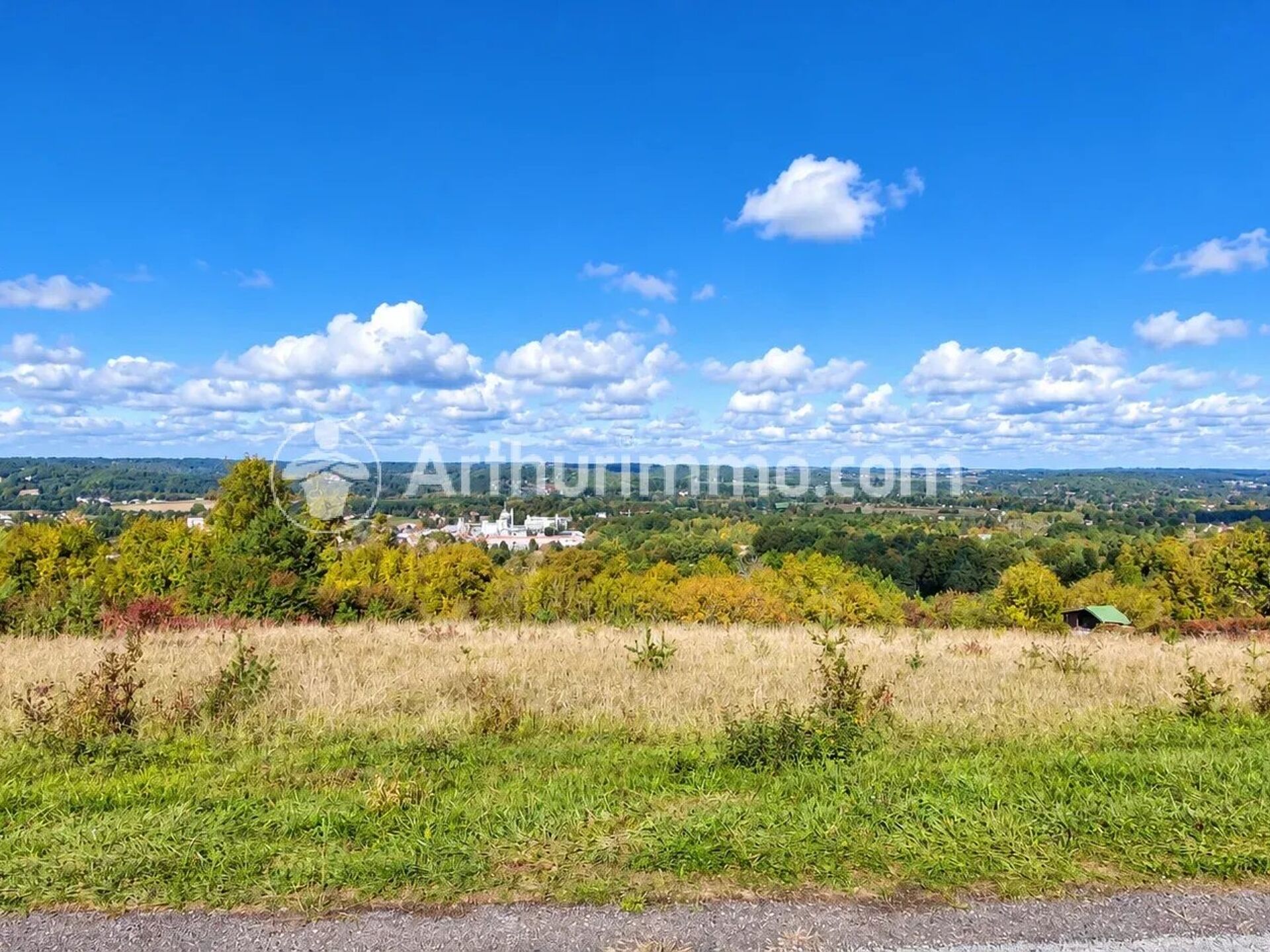 Terrain 1380 m² · à Saint-Astier · 30 800 €