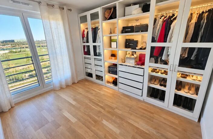 CHESSY – APPARTEMENT D’EXCEPTION F4 DE 94 M² AVEC TERRASSE DE 40 M² SANS VIS-À-VIS ! — photo 5