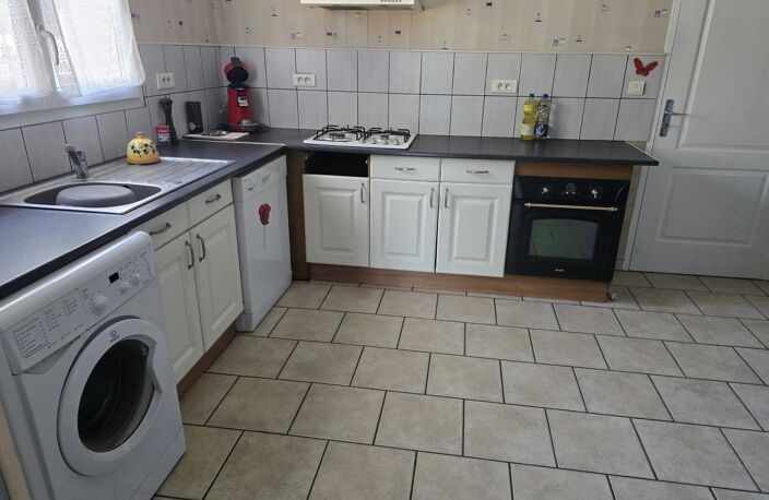 Charmante maison de plain-pied avec grand garage et jardin de 733 m² — photo 3