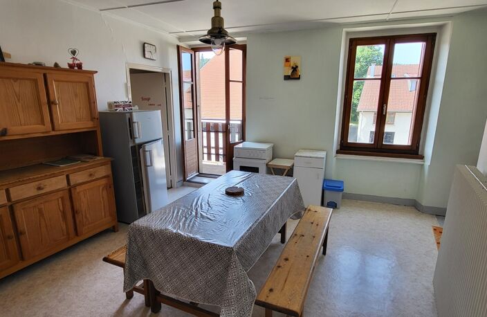 Vente maison 4 pièces 80 m² Pontarlier (25300) — photo 2