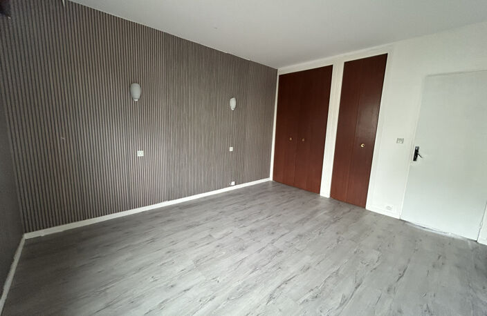 SAISIR ! BEL APPARTEMENT de 68 m2 avec balcon ! MARMANDE — photo 2
