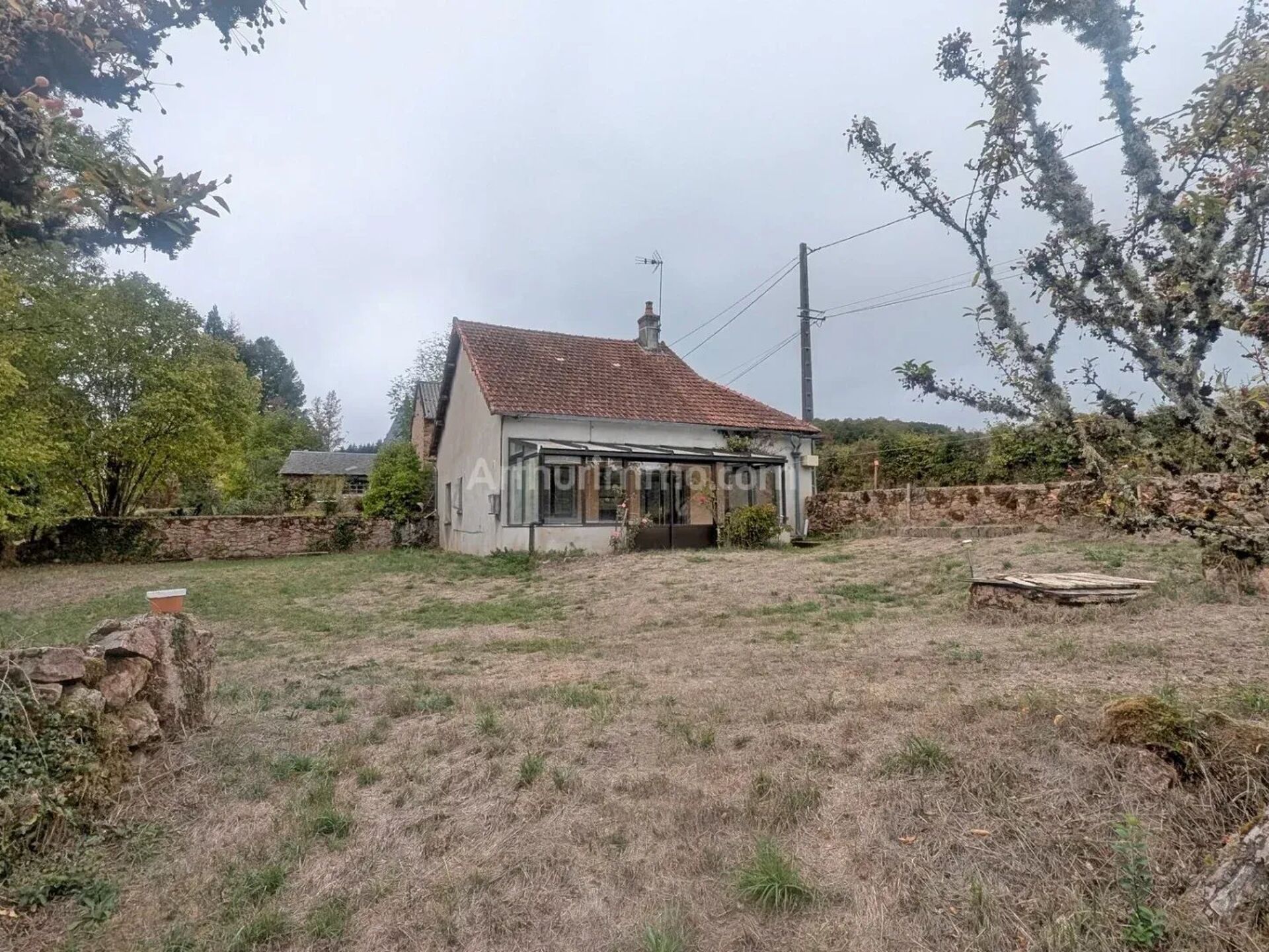 Maison 2 pièces 52 m² · à Alligny-en-Morvan · 52 m² · 72 000 €