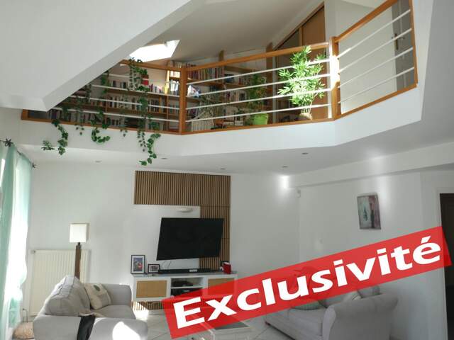 Appartement 6 pièces 145 m² à Sainte-Sigolène — photo du bien