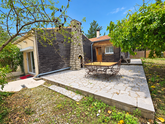 A vendre villa 4 chambres 850 m2 terrain — photo du bien