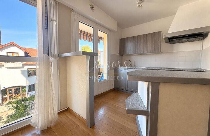 Appartement 2 pièces avec terrasse ? Hypercentre d'Annecy — photo 3