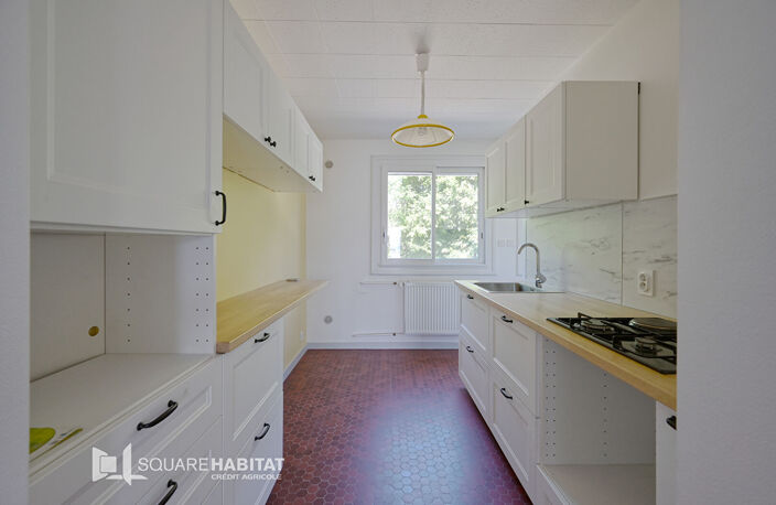 Voiron, Appartement 3 pièces 75.36m² — photo 2