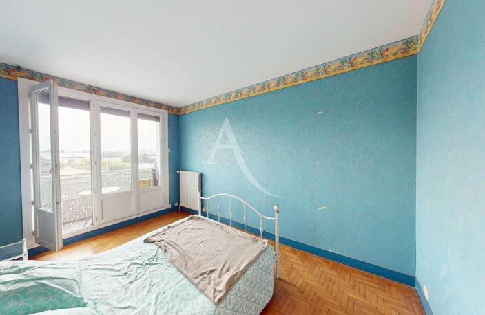 SAINT-JEAN-DE-BRAYE (45800) , APPARTEMENT T4 AU DERNIER ÉTAGE AVEC BALCON ET CAVE — photo 3