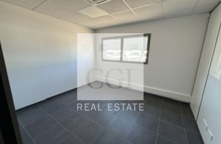 BUREAUX à LOUER — photo 5