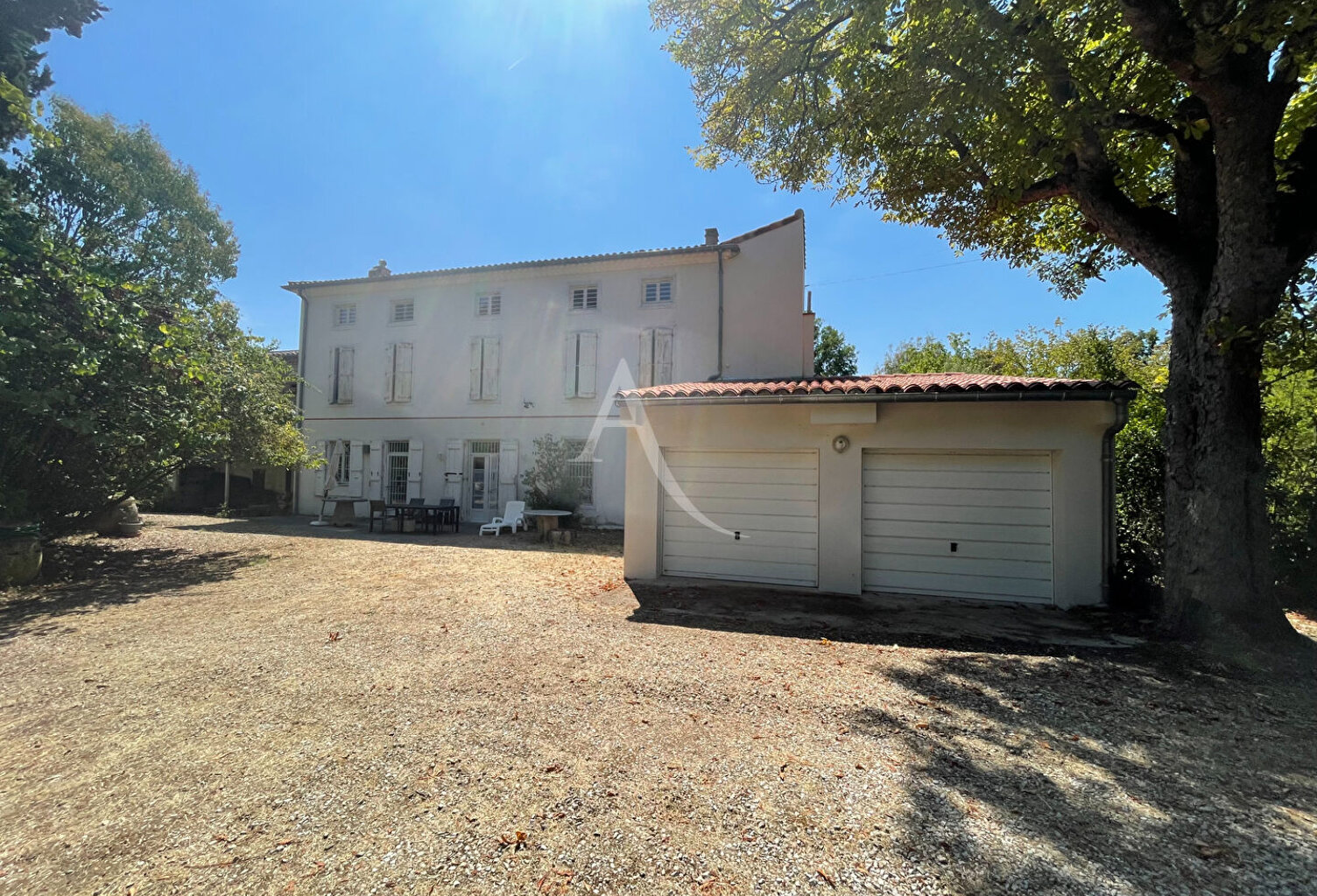 Maison  de Maître et appartement luxueux 12 pièce(s) 402.22 m2 — photo 1