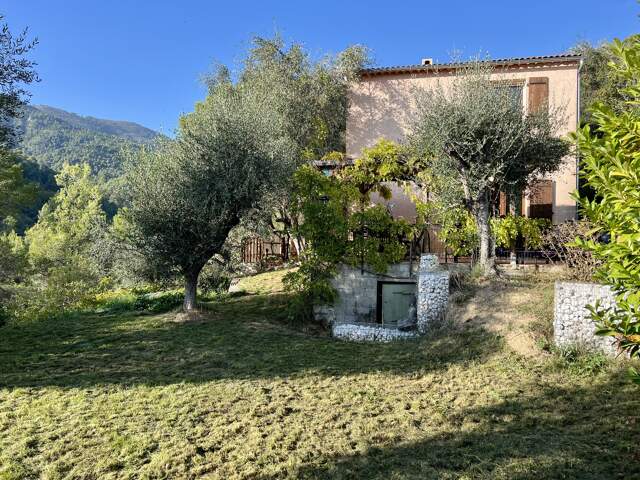 Maison 4 pièces — photo du bien
