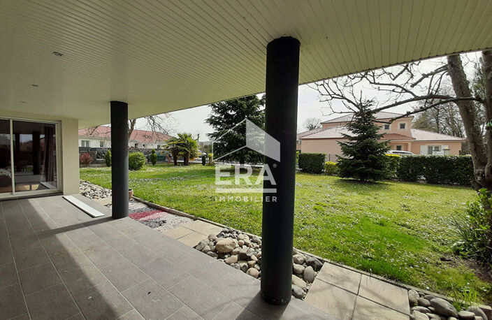 IDRON : Maison T4 de 165 m² au calme avec jardin et garage — photo 3