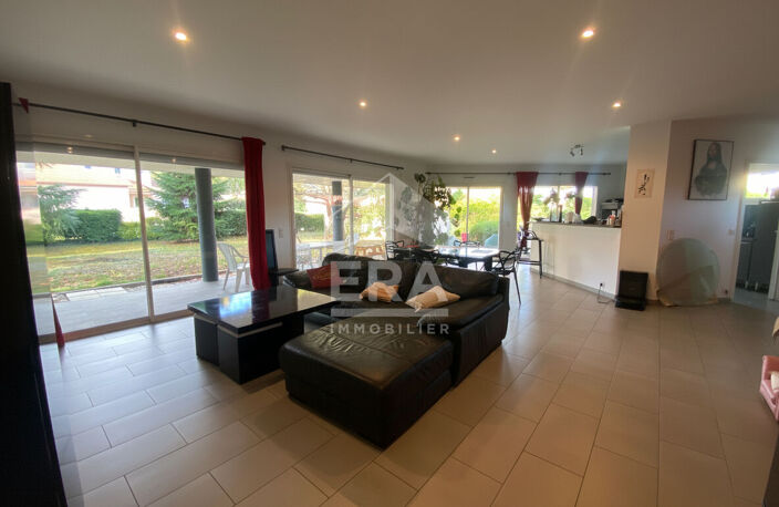 IDRON : Maison T4 de 165 m² au calme avec jardin et garage — photo 5