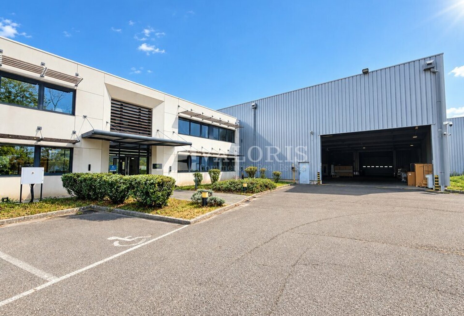 ENTREPOT - LOGISTIQUE à VENDRE — photo 1