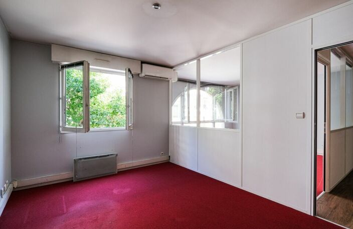 BUREAUX à LOUER — photo 3