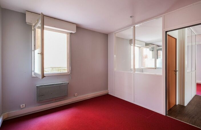 BUREAUX à LOUER — photo 4