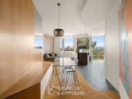 Appartement rénové par architecte avec balcons et vue dégagée — photo 3