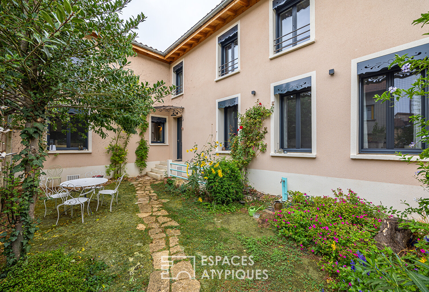 Maison rénovée par architecte à proximité des Gratte Ciel — photo 1