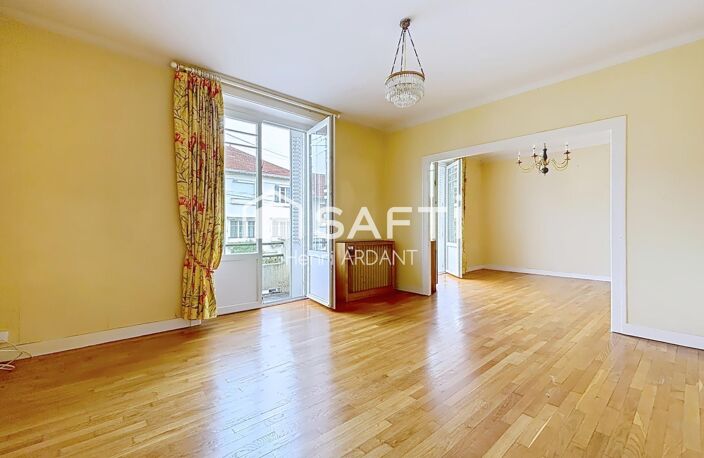 Jardin, Garage, Cinq chambres en Ville — photo 2