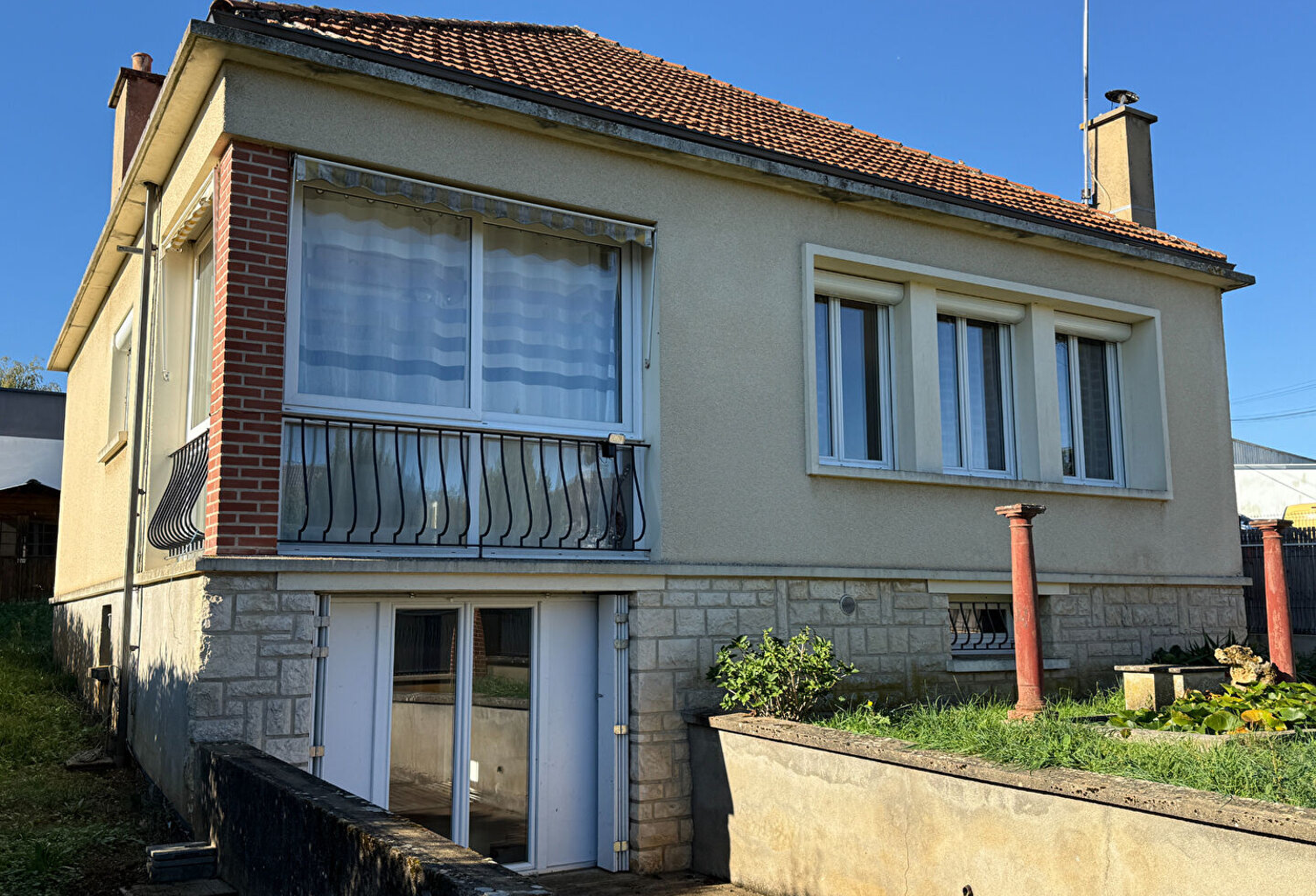 LIGUGÉ : LE JUSTE ÉQUILIBRE — photo 1