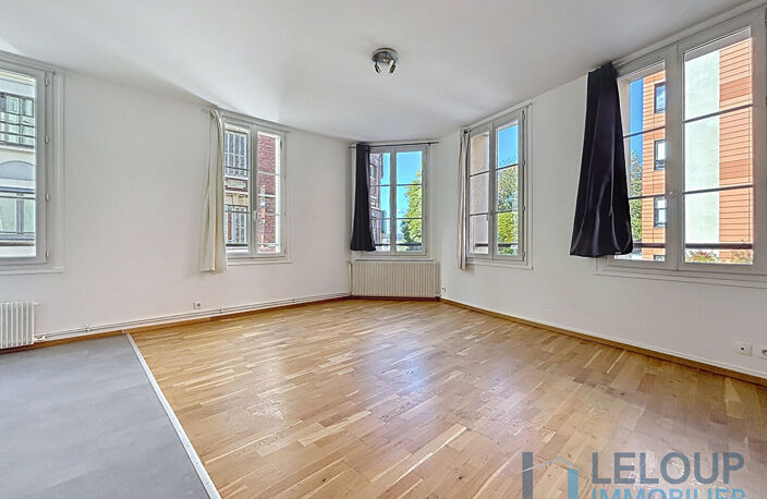 À LOUER - Appartement F2 rénové de 49 m² - ROUEN, rue du Renard — photo 5