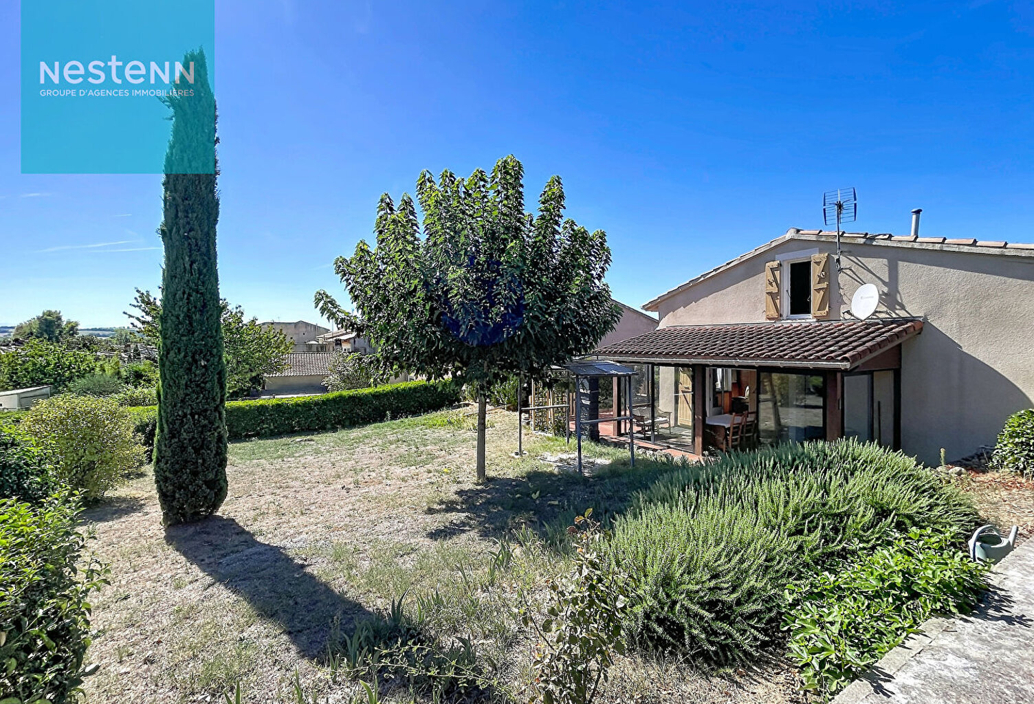 Maison de ville à vendre, 100m², garages et jardin, centre Villefranche De Lauragais — photo 1