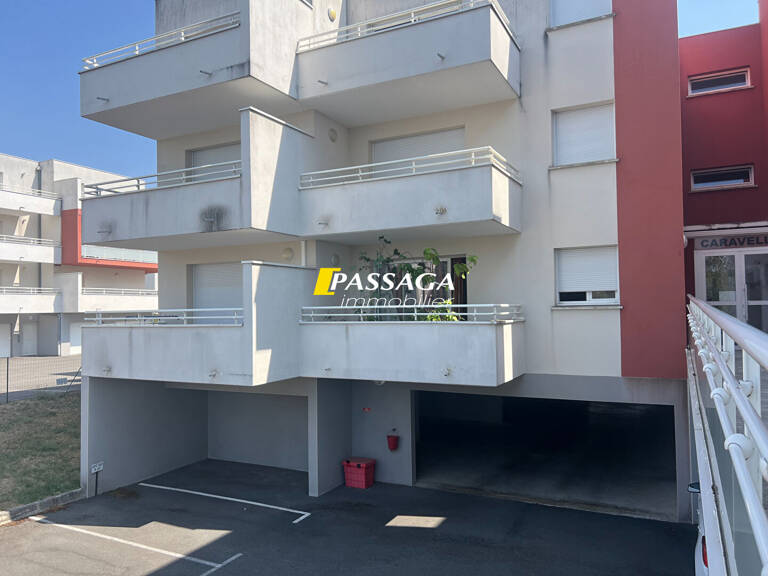 A VENDRE - Appartement de type 2 avec parking - OLEMPS — photo 1
