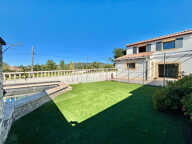 MAISON 4 PIECES CHATEAU-GOMBERT 13EME — photo 4