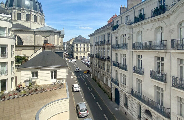 RÉSIDENCE SENIORS : T2 de 55.49 m² avec double Balcon, Cave et Parking — photo 5