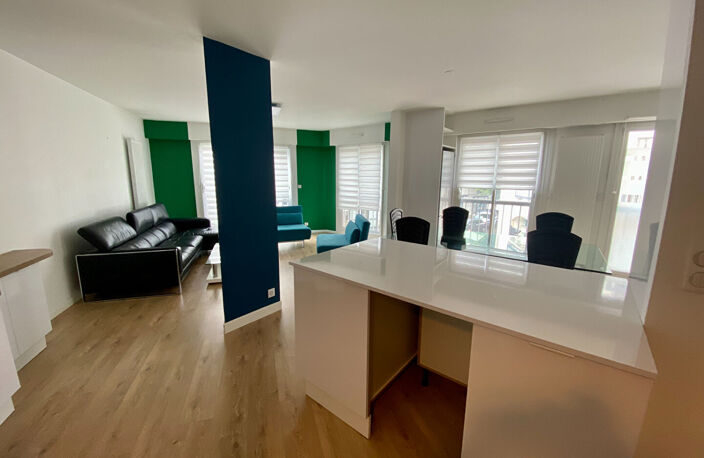 Place René Bouhier à NANTES : T3 de 70.67 m² — photo 4