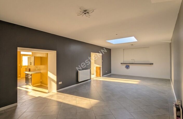 MAISON EN PIERRE DE 170 m² - 5 CHAMBRES, GARAGES ET JARDIN  25MIN REIMS NORD — photo 2