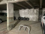 CLICHY - Parking sécurisé en sous-sol — photo 2