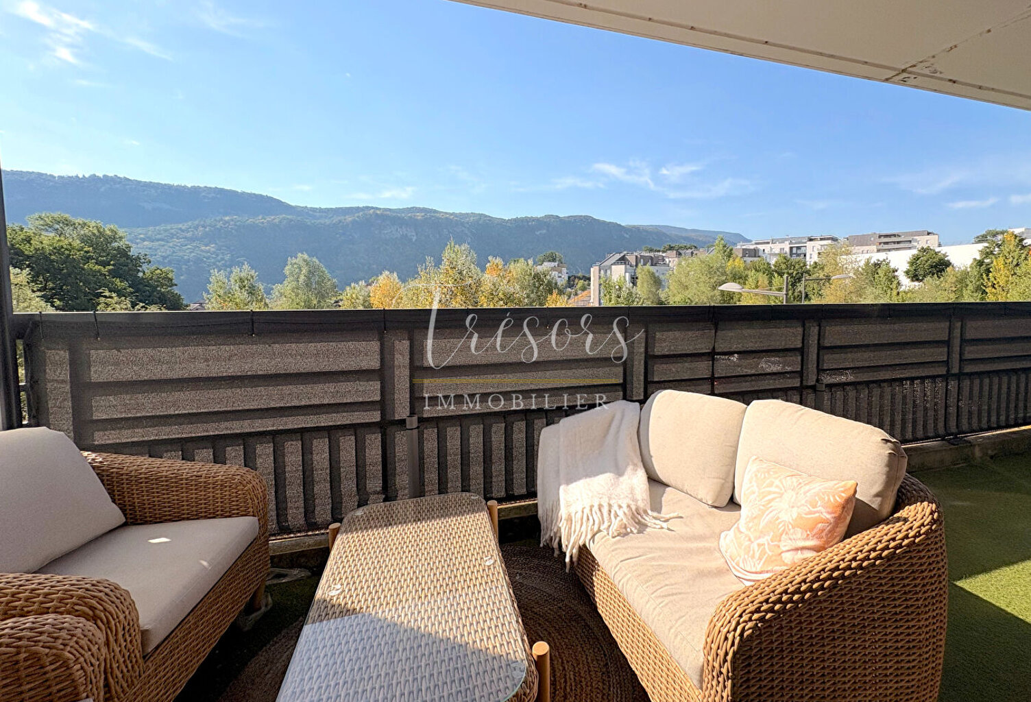 Seynod - Appartement T3 avec vue sur les montagnes — photo 1