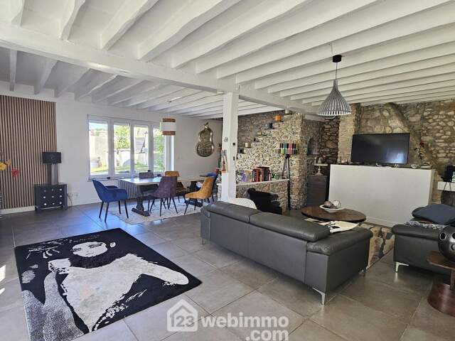 Maison - 201m² - Maisse — photo du bien