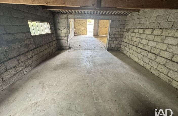 Location Garage 70 m&sup2; — photo 3