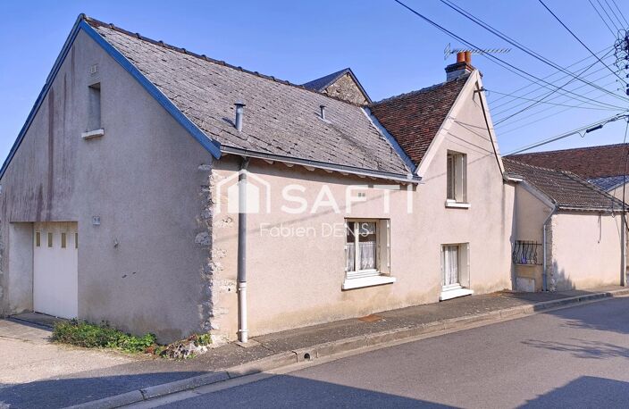 Maison de ville avec deux chambres et petite cour. — photo 2