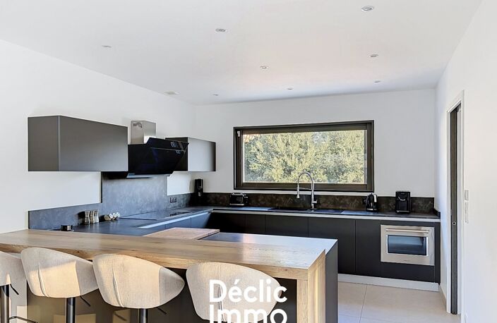 VILLA CONTEMPORAINE D'EXCEPTION - 4 CHAMBRES - PISCINE - GARAGE - ROQUEFORT-LES-PINS — photo 5