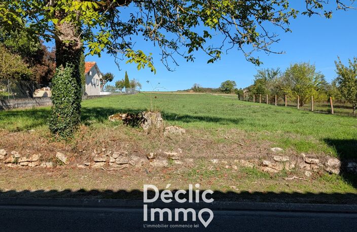 Mansle-les-Fontaines  Terrain à bâtir de 2 000 m²  Accès RN10 — photo 5