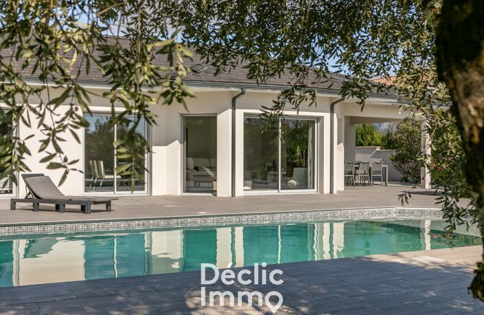 Maison contemporaine de plain-pied de 166 m² avec piscine, sur un terrain paysager de 1 500 m² à 15 min de Bordeaux — photo 3