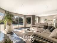 Maison contemporaine de plain-pied de 166 m² avec piscine, sur un terrain paysager de 1 500 m² à 15 min de Bordeaux — photo 4