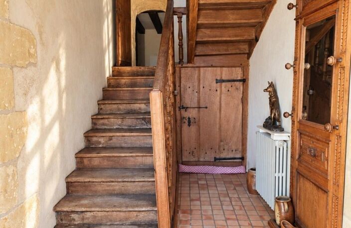 ANCIEN PRIEURÉ DES XVe ET XVIIIe SIÈCLES  UNE DEMEURE DE CARACTÈRE SUR 6,72 HECTARES — photo 2